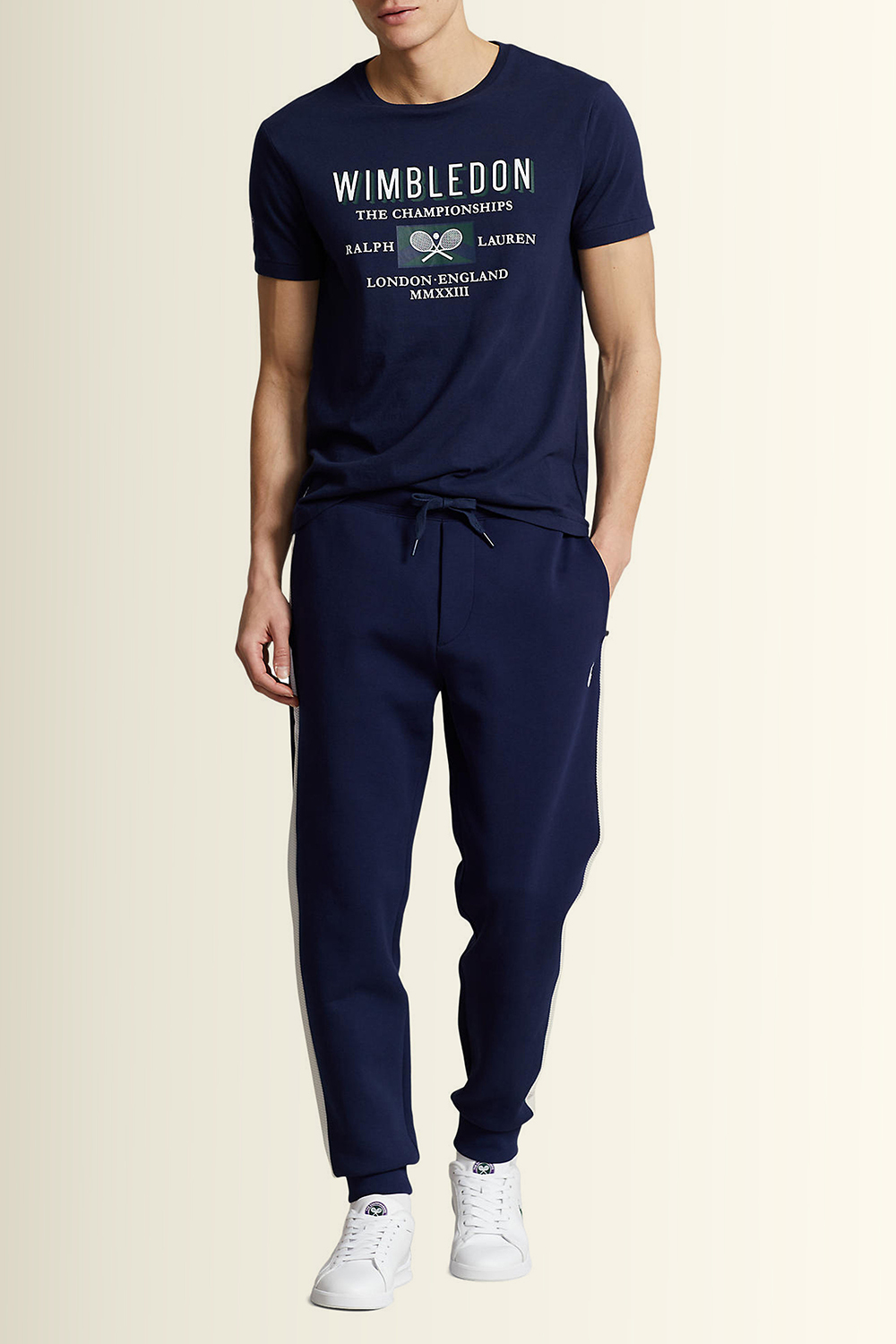 תמונת כל הלוק של פולו רלף לורן X ווימבלדון חולצת טי סלים